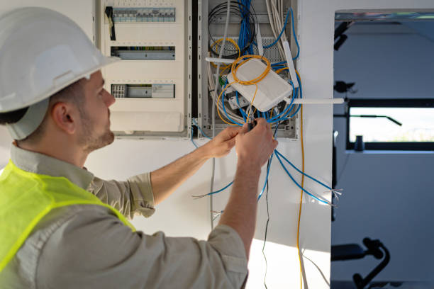 Best Circuit Breaker Repair  in Ravenna, MI
